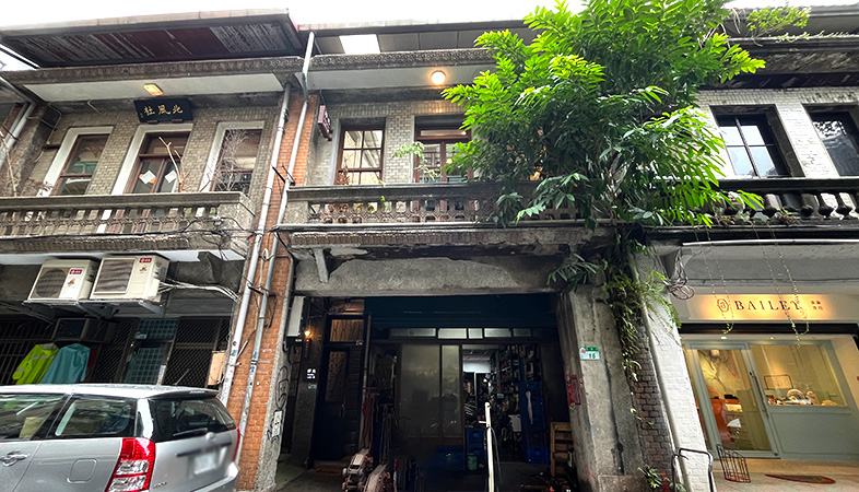 台湾にある浮光書店の外観