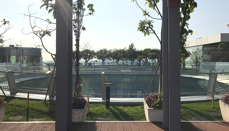 高雄市立図書館の屋上